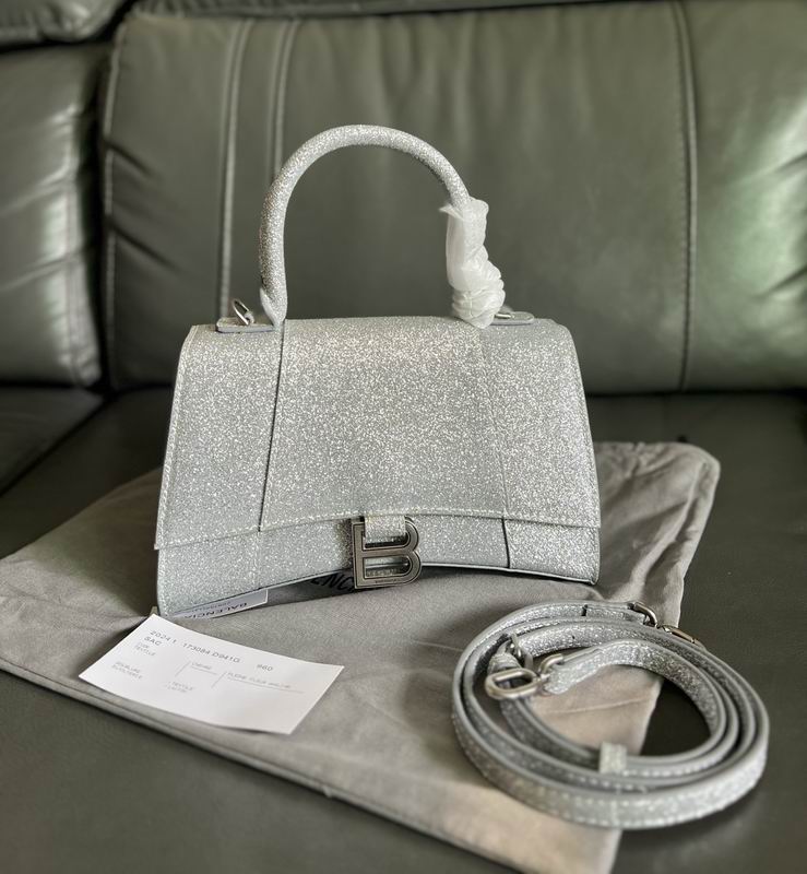 Hourglass M14x10x23cm S13x8x19cm YT (28) 1994553 Hourglass M14x10x23cm S13x8x19cm YT (28) 1994553