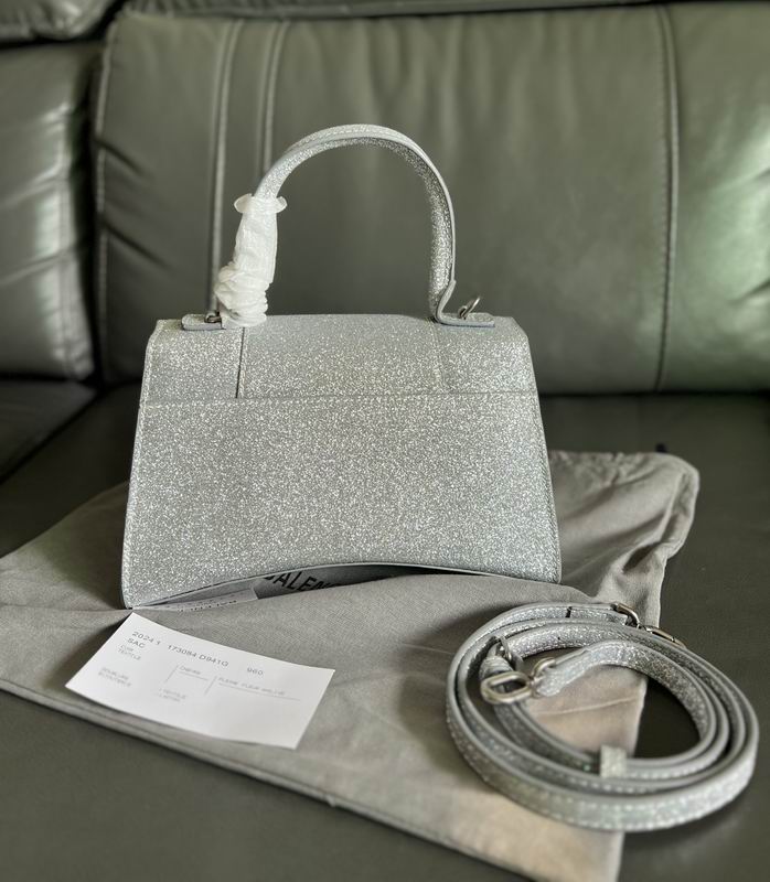 Hourglass M14x10x23cm S13x8x19cm YT (29) 1994552 Hourglass M14x10x23cm S13x8x19cm YT (29) 1994552