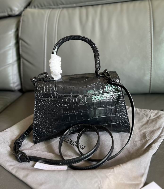 Hourglass M14x10x23cm S13x8x19cm YT (2) 1994597 Hourglass M14x10x23cm S13x8x19cm YT (2) 1994597