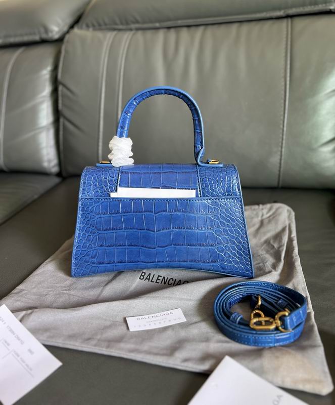 Hourglass M14x10x23cm S13x8x19cm YT (2) 1994643 Hourglass M14x10x23cm S13x8x19cm YT (2) 1994643