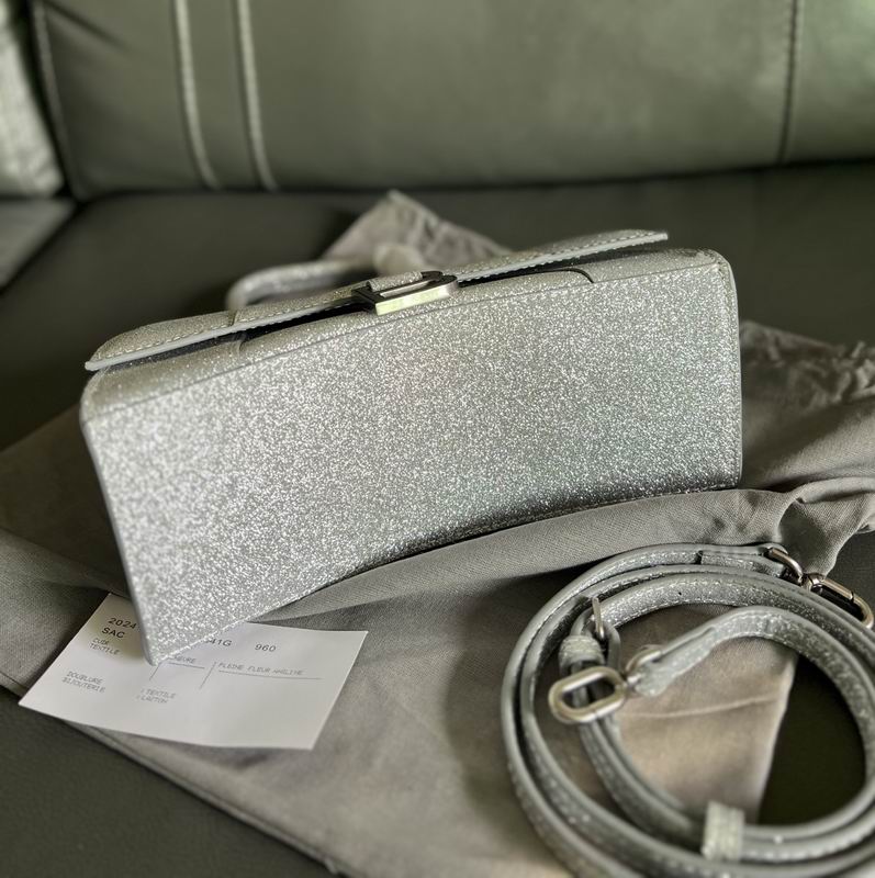 Hourglass M14x10x23cm S13x8x19cm YT (32) 1994549 Hourglass M14x10x23cm S13x8x19cm YT (32) 1994549