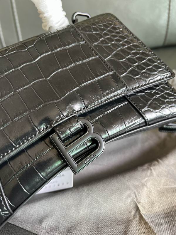 Hourglass M14x10x23cm S13x8x19cm YT (3) 1994595 Hourglass M14x10x23cm S13x8x19cm YT (3) 1994595