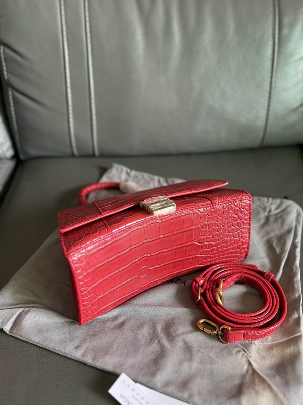 Hourglass M14x10x23cm S13x8x19cm YT (4) 1994613 Hourglass M14x10x23cm S13x8x19cm YT (4) 1994613