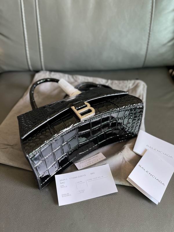 Hourglass M14x10x23cm S13x8x19cm YT (5) 1994585 Hourglass M14x10x23cm S13x8x19cm YT (5) 1994585