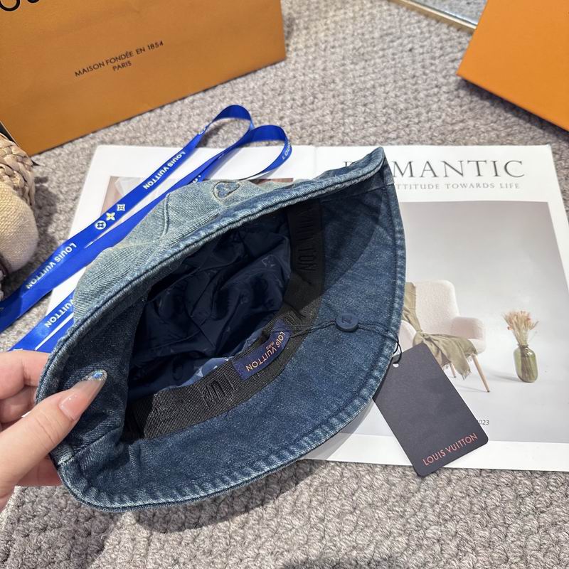 LV Hat (1716) 3600359 LV Hat (1716) 3600359