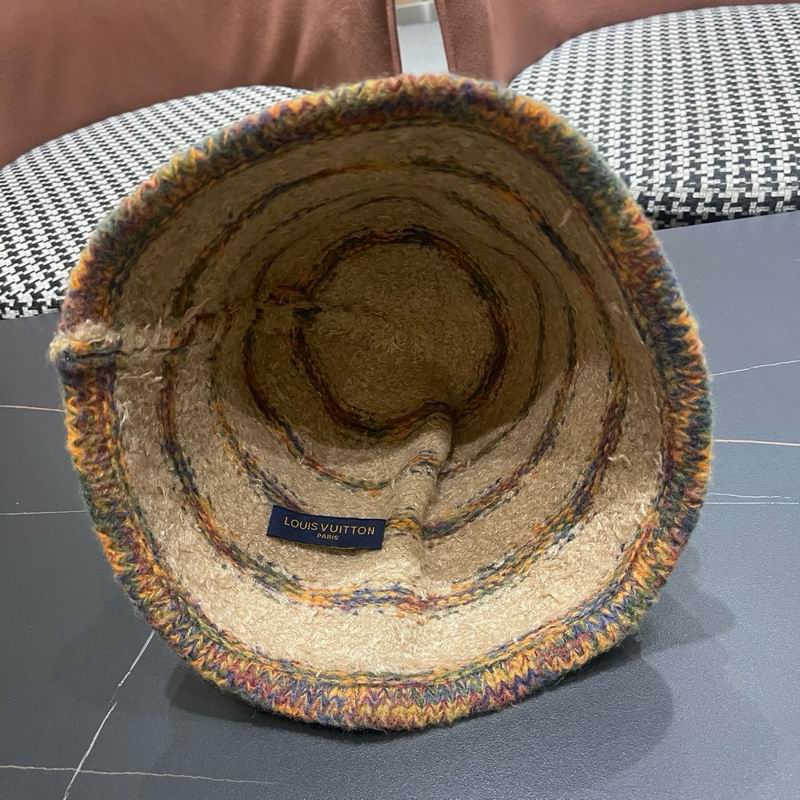 LV Hat (2225) 3600438 LV Hat (2225) 3600438