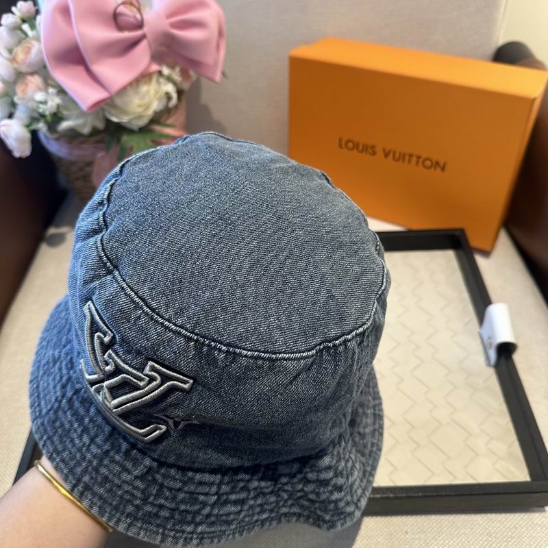 LV Hat (337) 3545554 LV Hat (337) 3545554