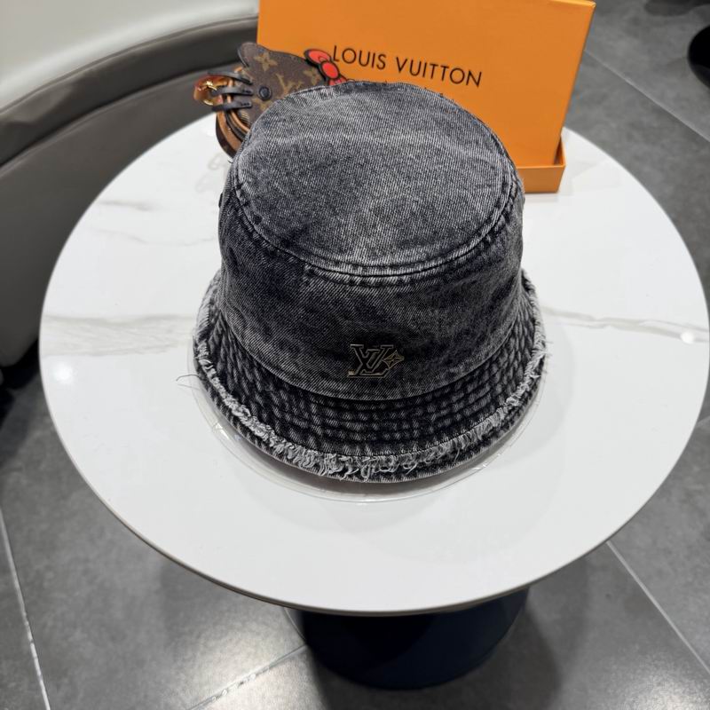LV Hat (728) 3545575 LV Hat (728) 3545575