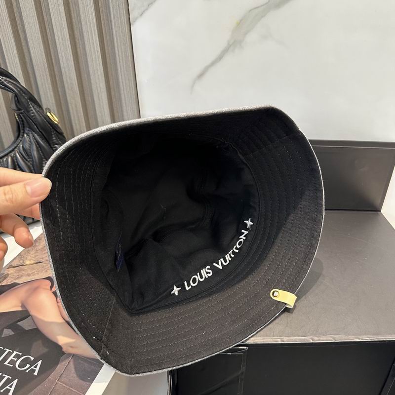 LV hat dx (624) 3565994 LV hat dx (624) 3565994