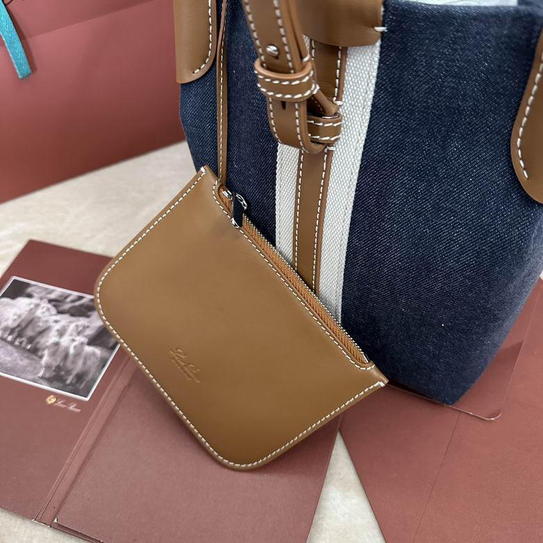 17X17X21cm 011009 LP 5 1907294.jfif 17X17X21cm 011009 LP 5 1907294.jfif