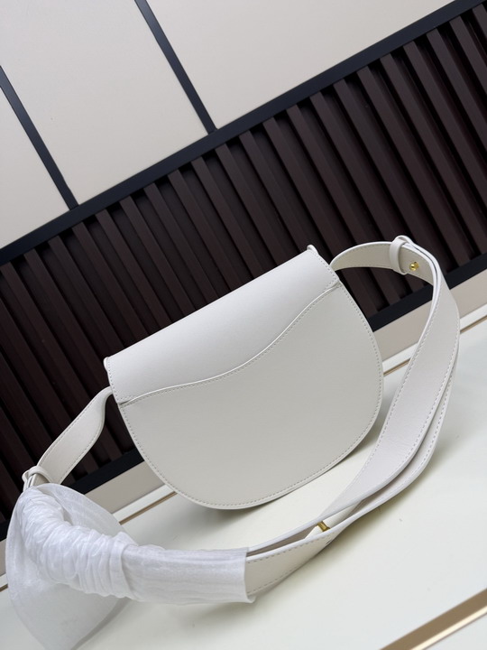 Bur 1H8936 24x20 5x8cm ss13 2013147 Bur 1H8936 24x20 5x8cm ss13 2013147