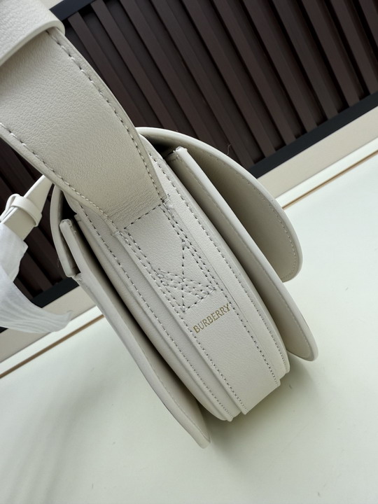 Bur 1H8936 24x20 5x8cm ss16 2013144 Bur 1H8936 24x20 5x8cm ss16 2013144
