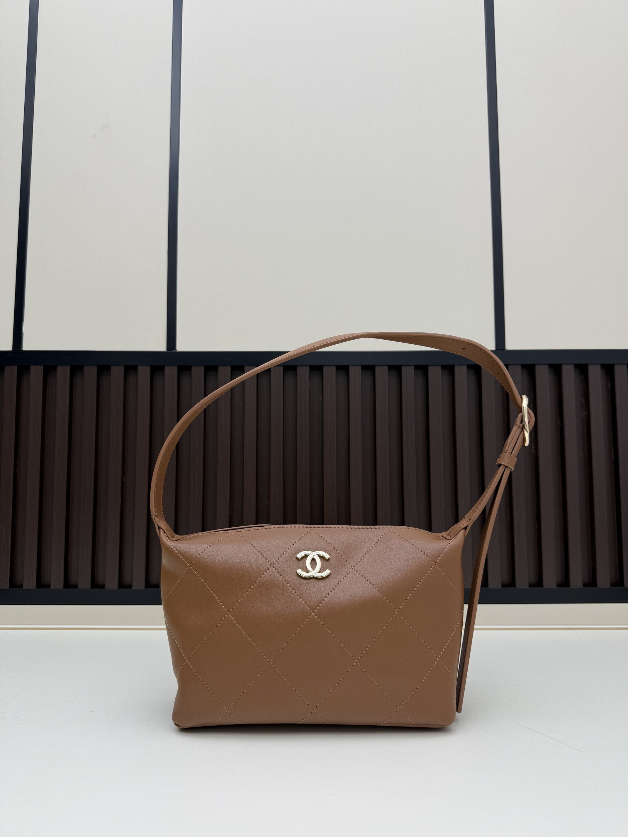 Chanel 07083 23x15x8cm jj11 2015105 Chanel 07083 23x15x8cm jj11 2015105