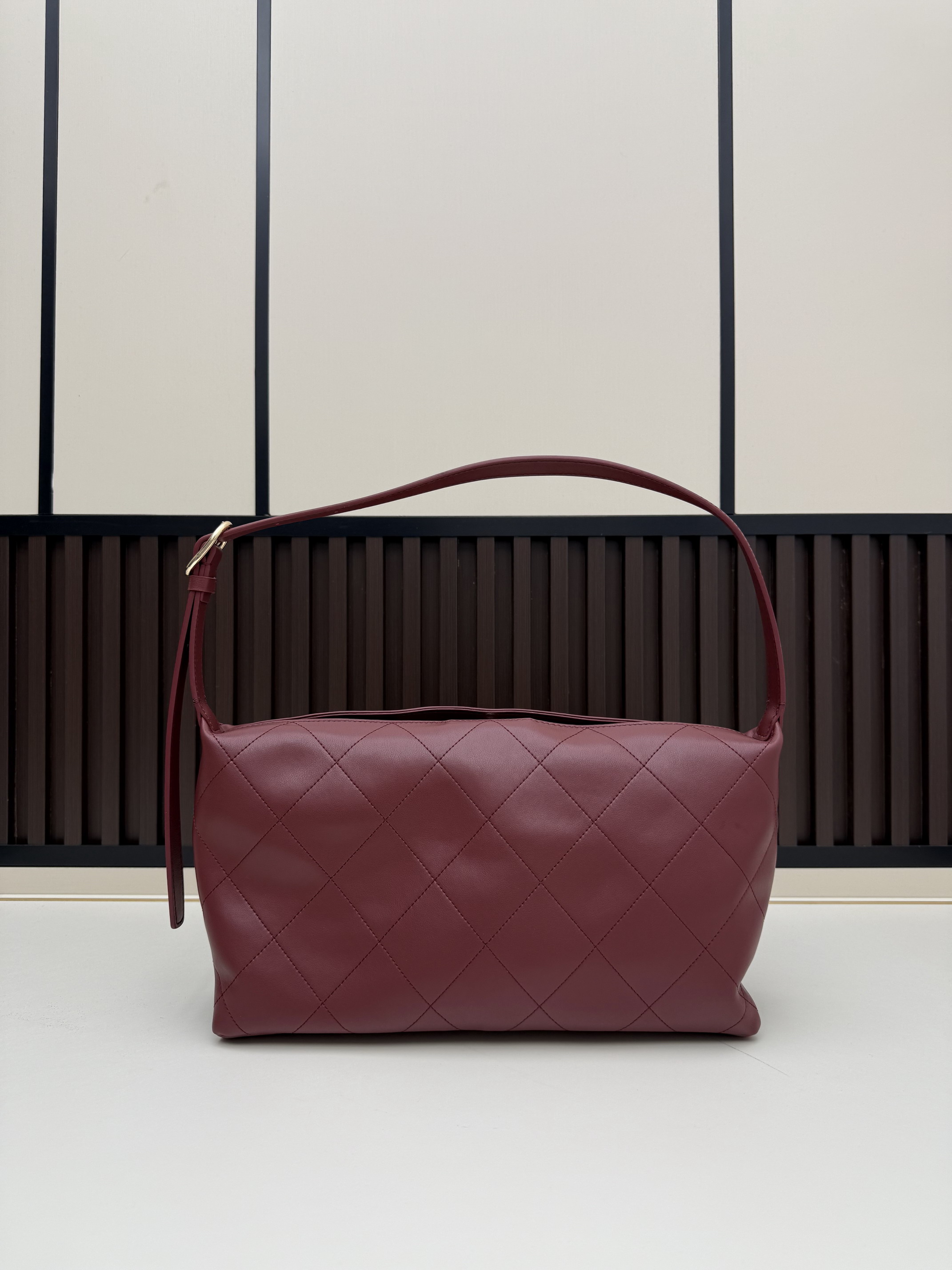 Chanel 07084 34x19x10cm jj13 2015129 Chanel 07084 34x19x10cm jj13 2015129
