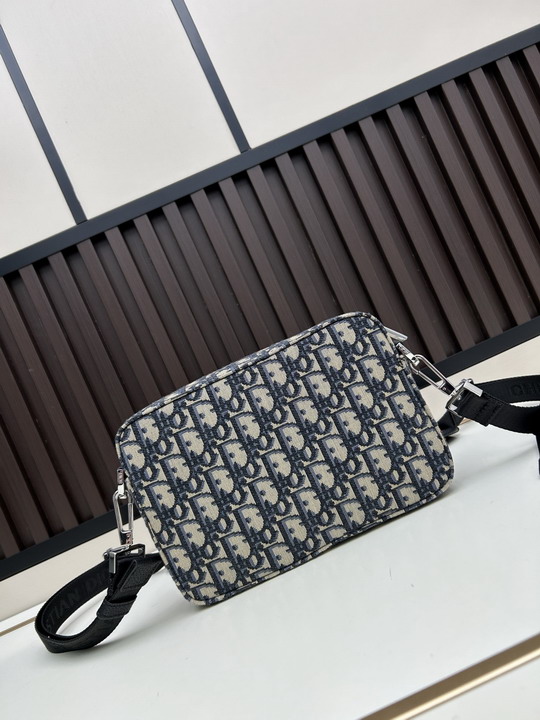 Dior 206 22 5x15x5cm ss13 2014056 Dior 206 22 5x15x5cm ss13 2014056