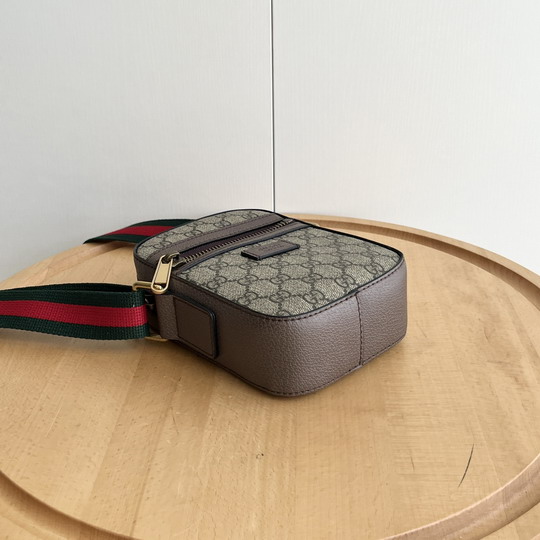 GG 598103 14x17 5x5 5cm ss5 2014689 GG 598103 14x17 5x5 5cm ss5 2014689