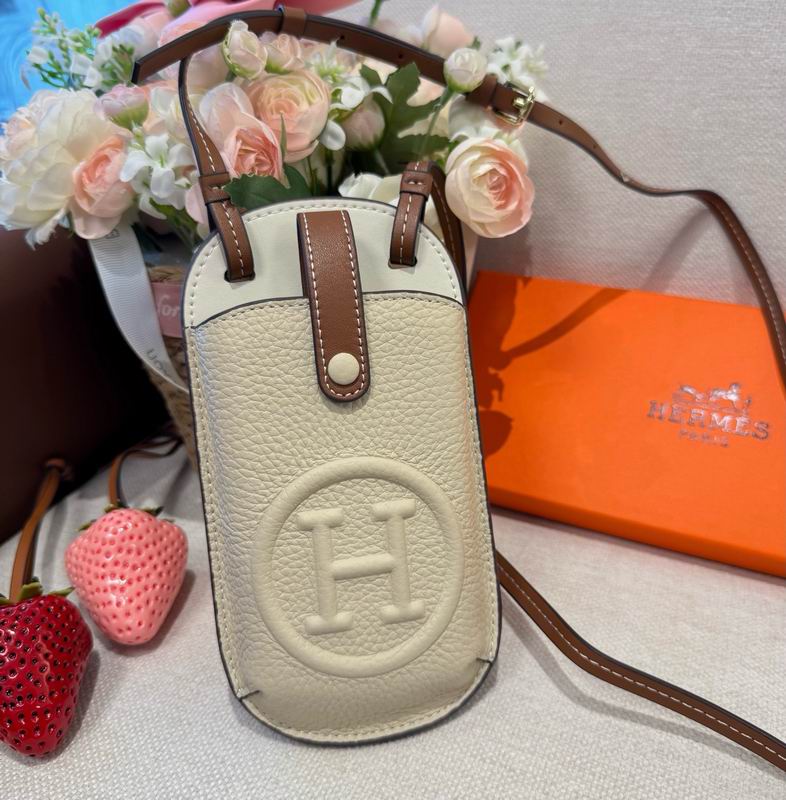 Hermes phone bag 21x10cm 45 (8) 3790042 Hermes phone bag 21x10cm 45 (8) 3790042