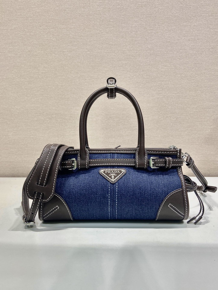 Prada 1BA486 23 5x12x9cm AP3 2013709 Prada 1BA486 23 5x12x9cm AP3 2013709