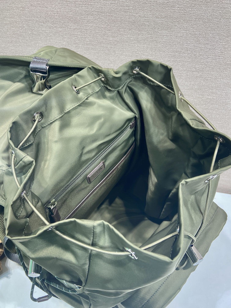 Prada 2VZ123 28x46x22cm AP8 2013905 Prada 2VZ123 28x46x22cm AP8 2013905