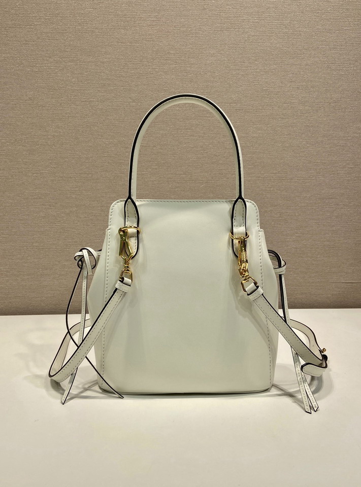 Prada Carry 1BA496 19x21x7cm AP14 2013938 Prada Carry 1BA496 19x21x7cm AP14 2013938