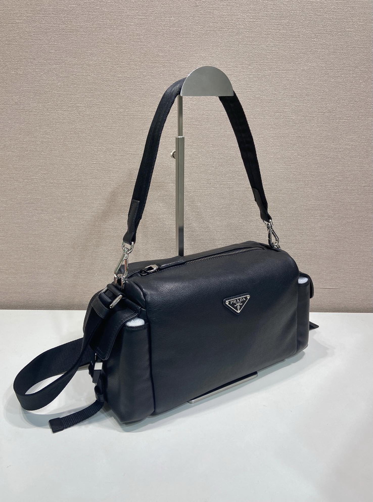 Prada Explore 2VH206 31x17x11cm AP12 2013988 Prada Explore 2VH206 31x17x11cm AP12 2013988